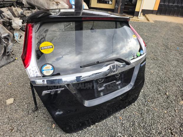 Honda Fit Gp5 Boot/Tailgate Hybrid 2014/2015/2016 - thumbnail 2