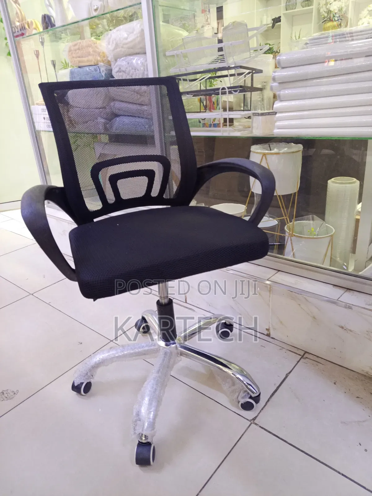 Mesh Task Office Chair With No Backrest
