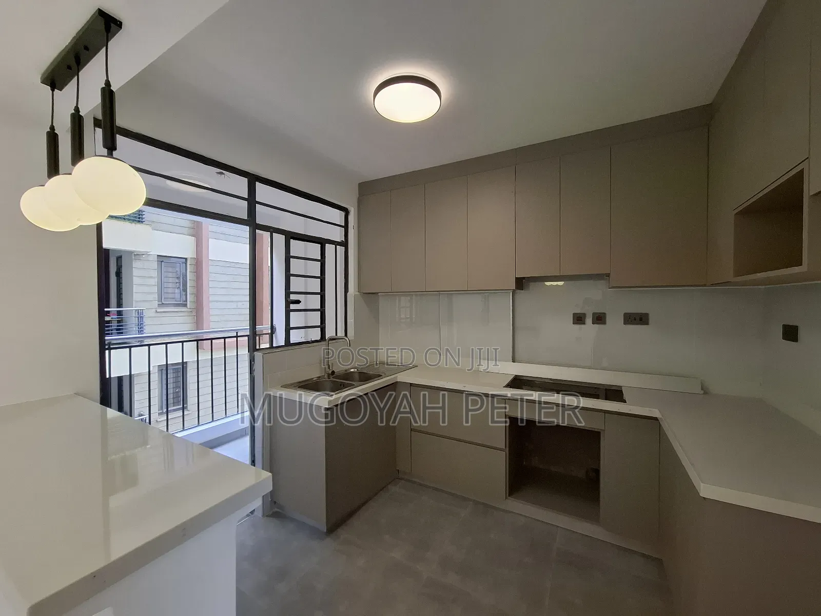 3bdrm Apartment in Uthiru for rent