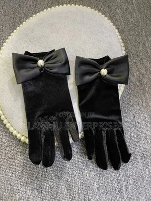 Opera Hand Gloves