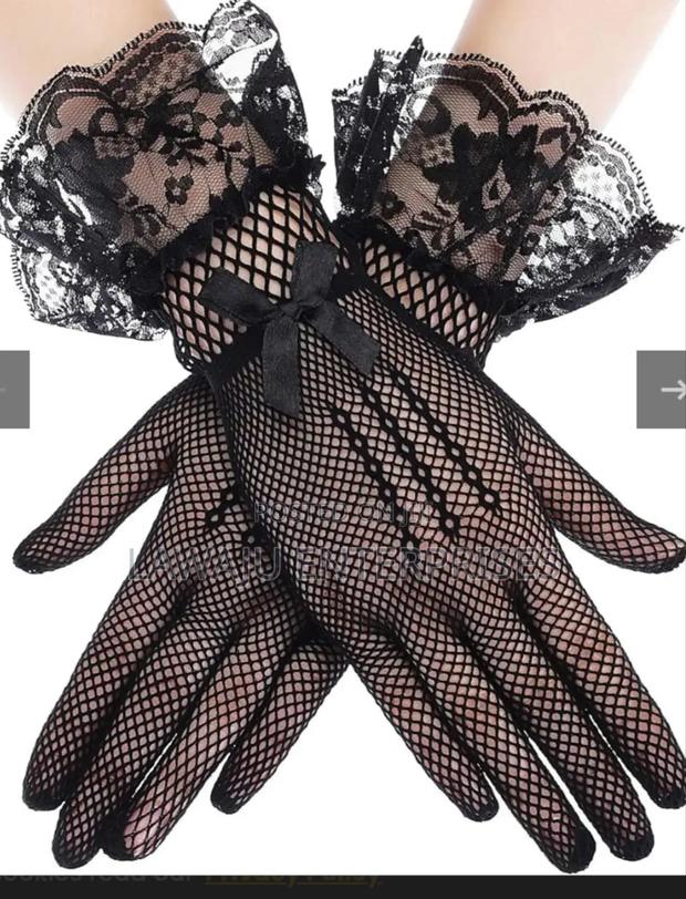 Short Hand Gloves - thumbnail 3