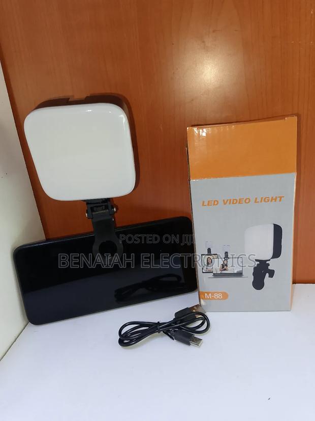 Led Mobile Phone Video Light - main view