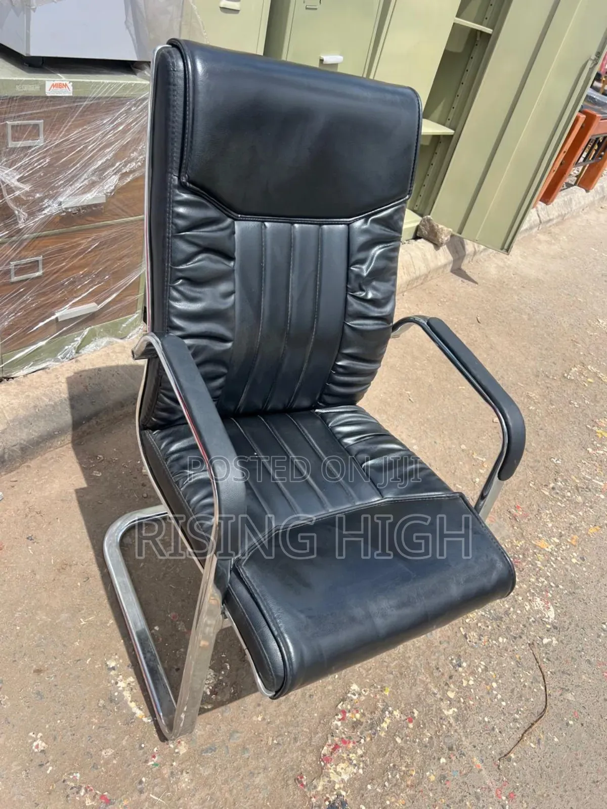 Stylish Leather Executive Office Chairs for Sale