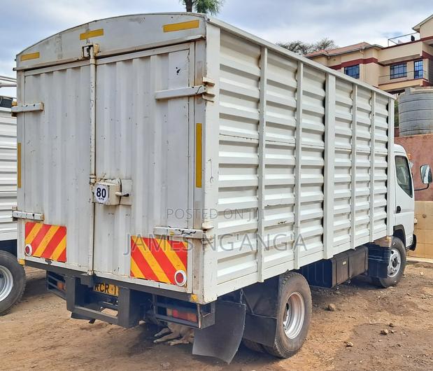 Mitsubishi Canter Fe84 - thumbnail 4