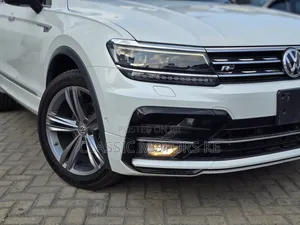 Volkswagen Tiguan 2.0T SEL Premium AWD 4MOTION 2018 White
