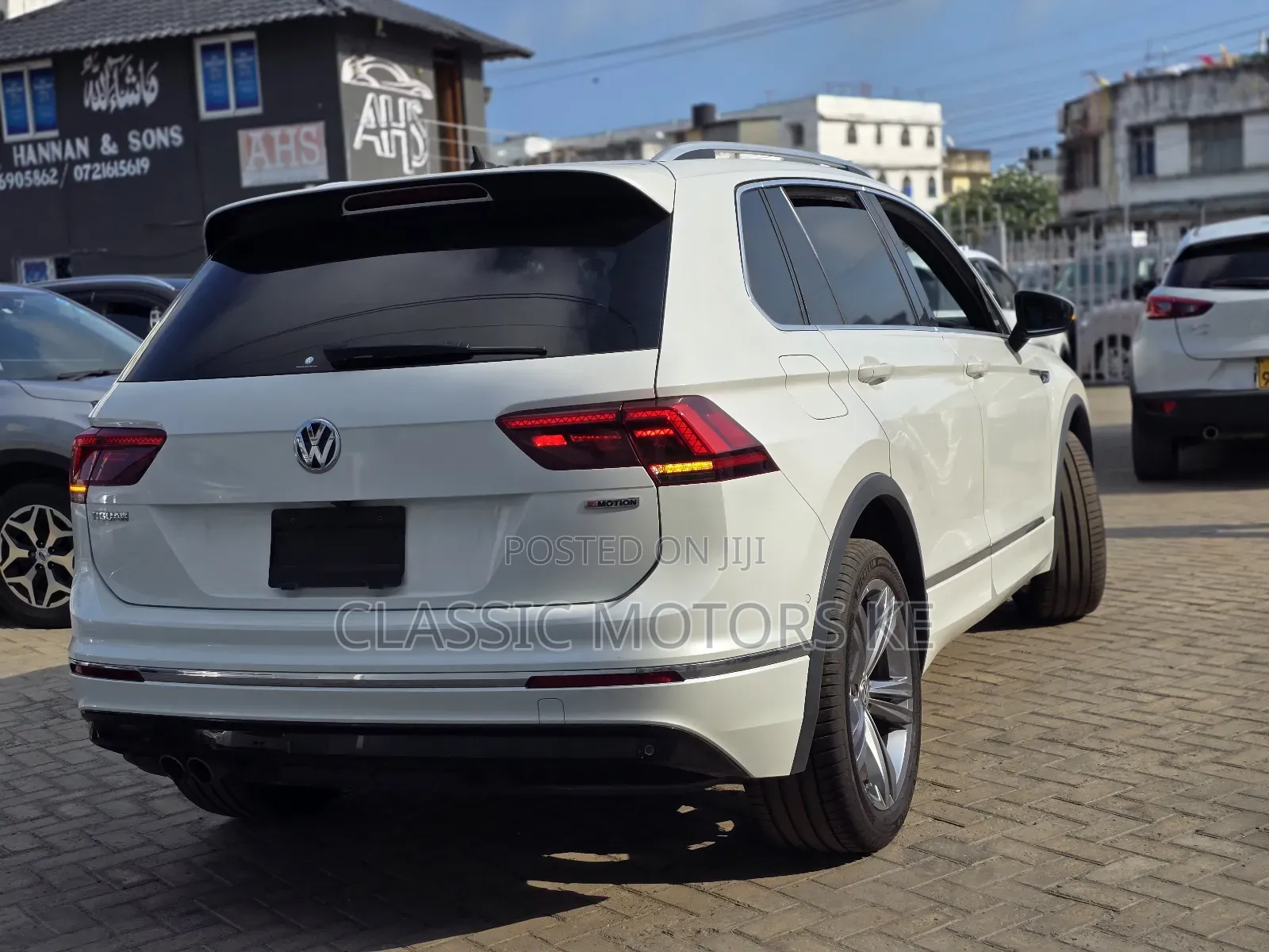Volkswagen Tiguan 2.0T SEL Premium AWD 4MOTION 2018 White