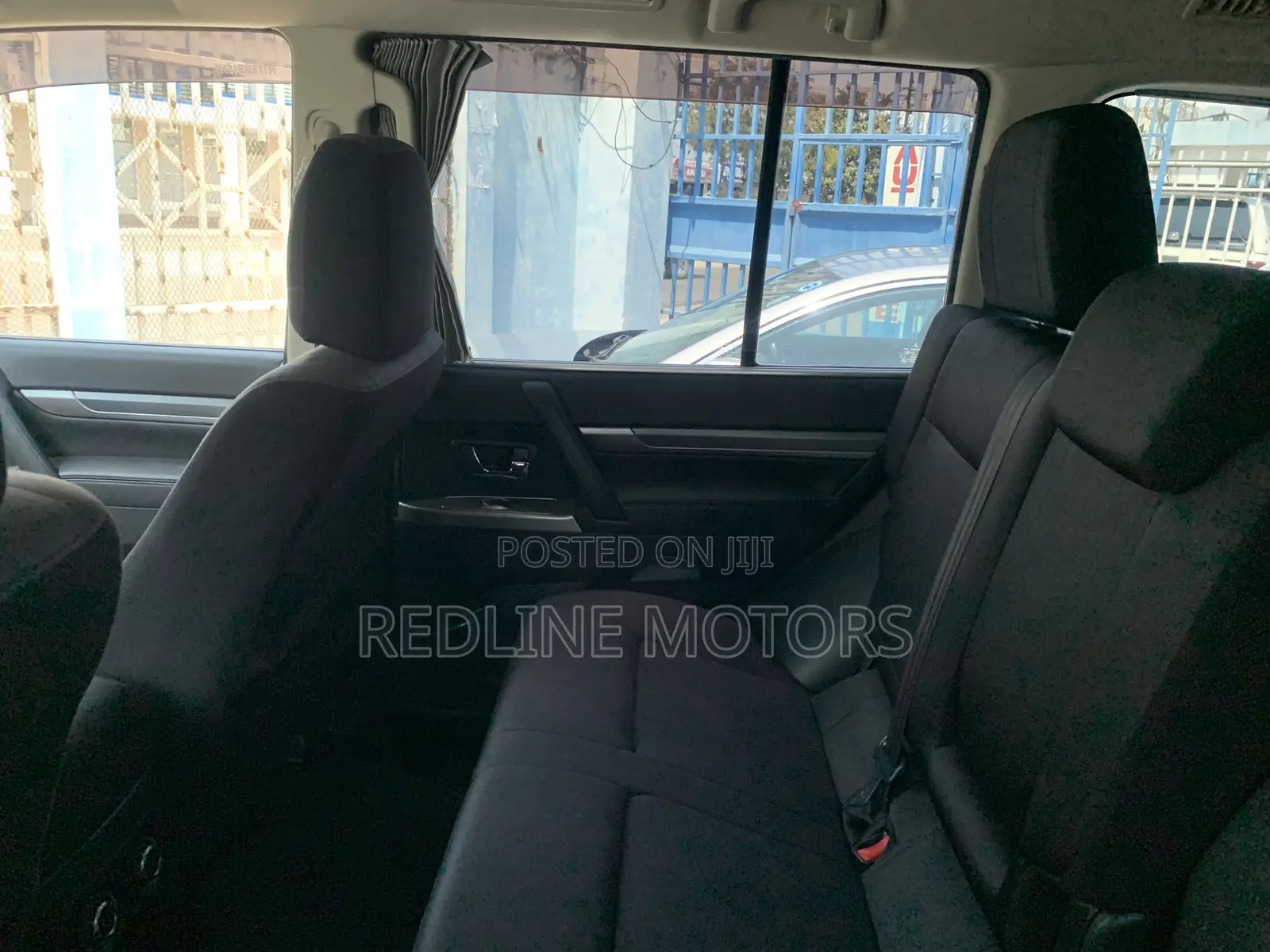 Mitsubishi Pajero V80 3.2 DI-D 2018 Black