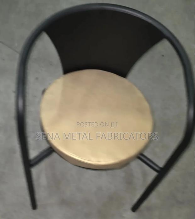Metal Restaurant Chair With Powder Coating