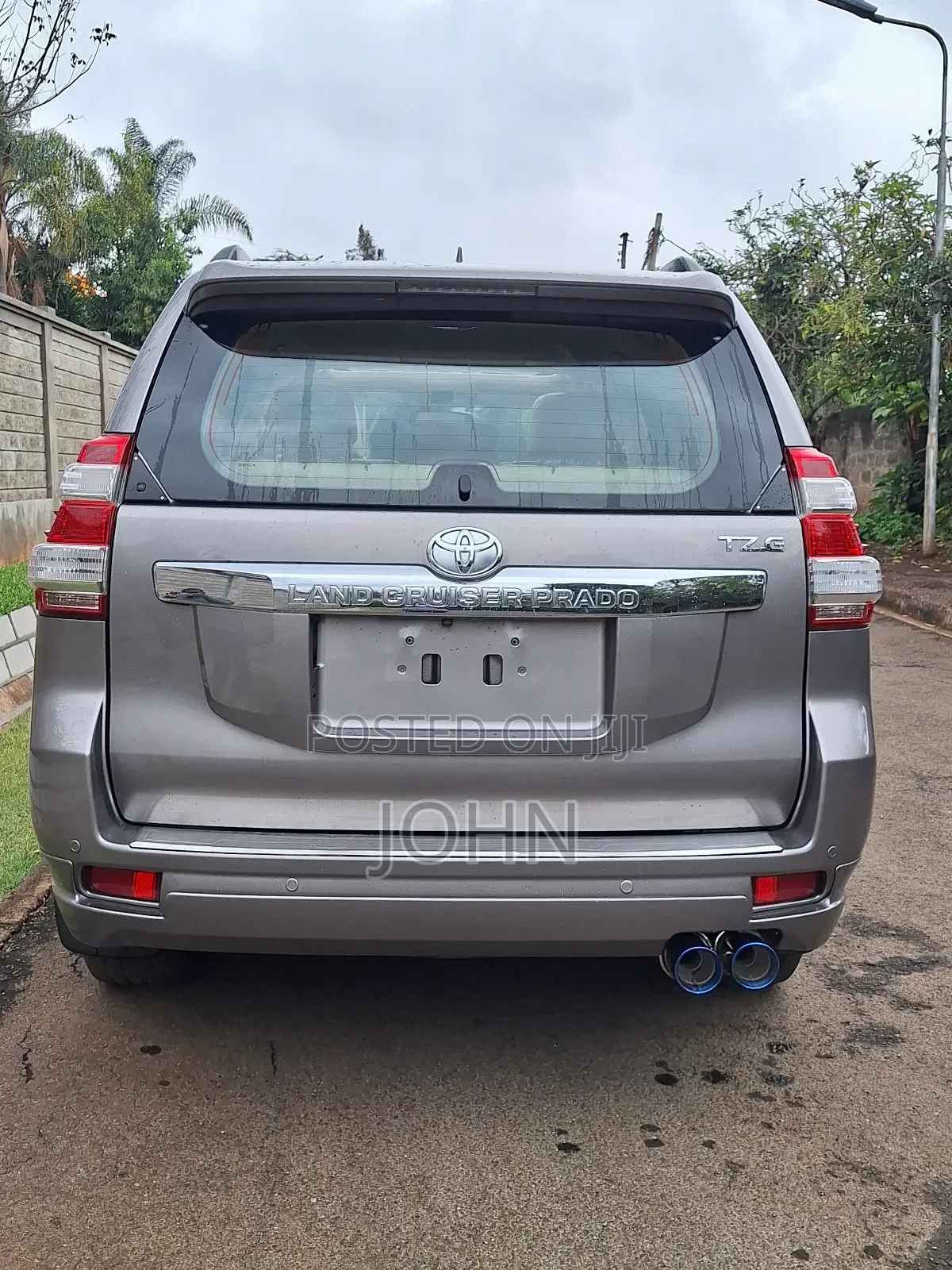 Toyota Land Cruiser Prado 2.8 D-4D 2015 Gray