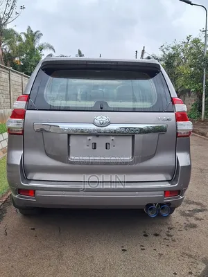 Toyota Land Cruiser Prado 2.8 D-4D 2015 Gray