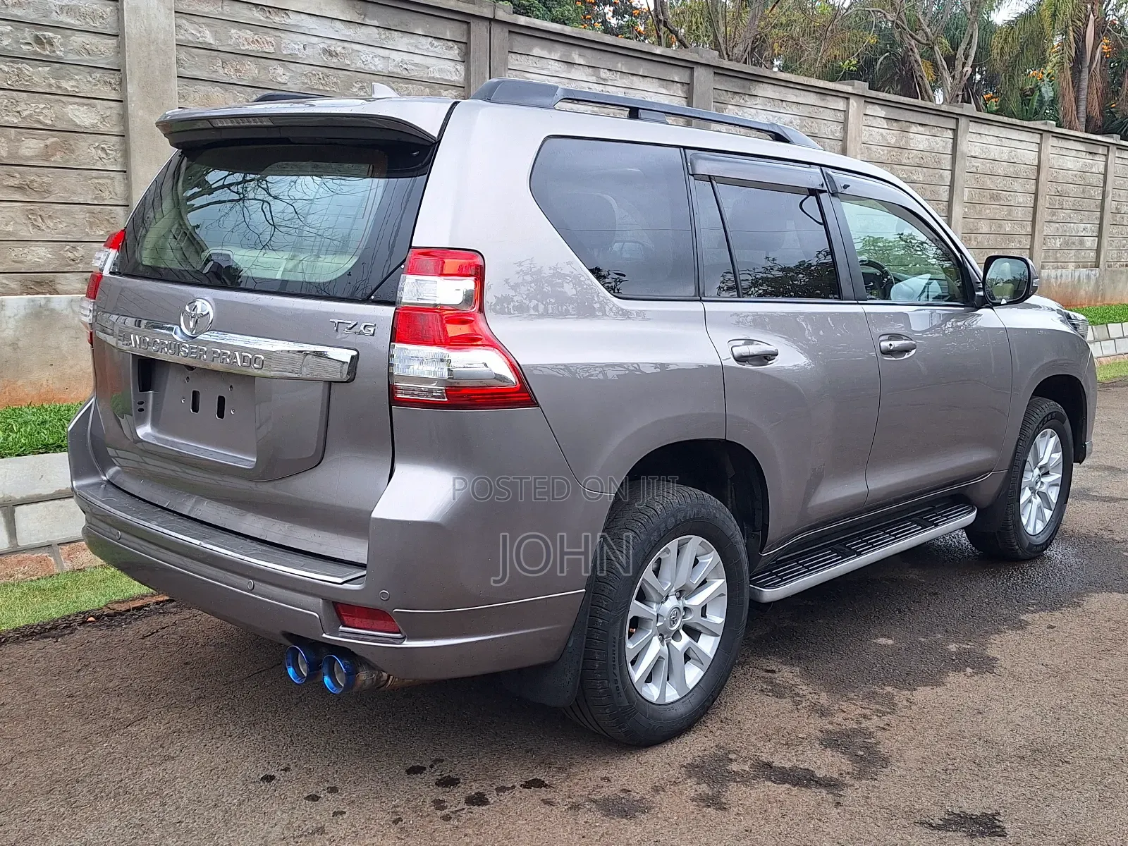Toyota Land Cruiser Prado 2.8 D-4D 2015 Gray