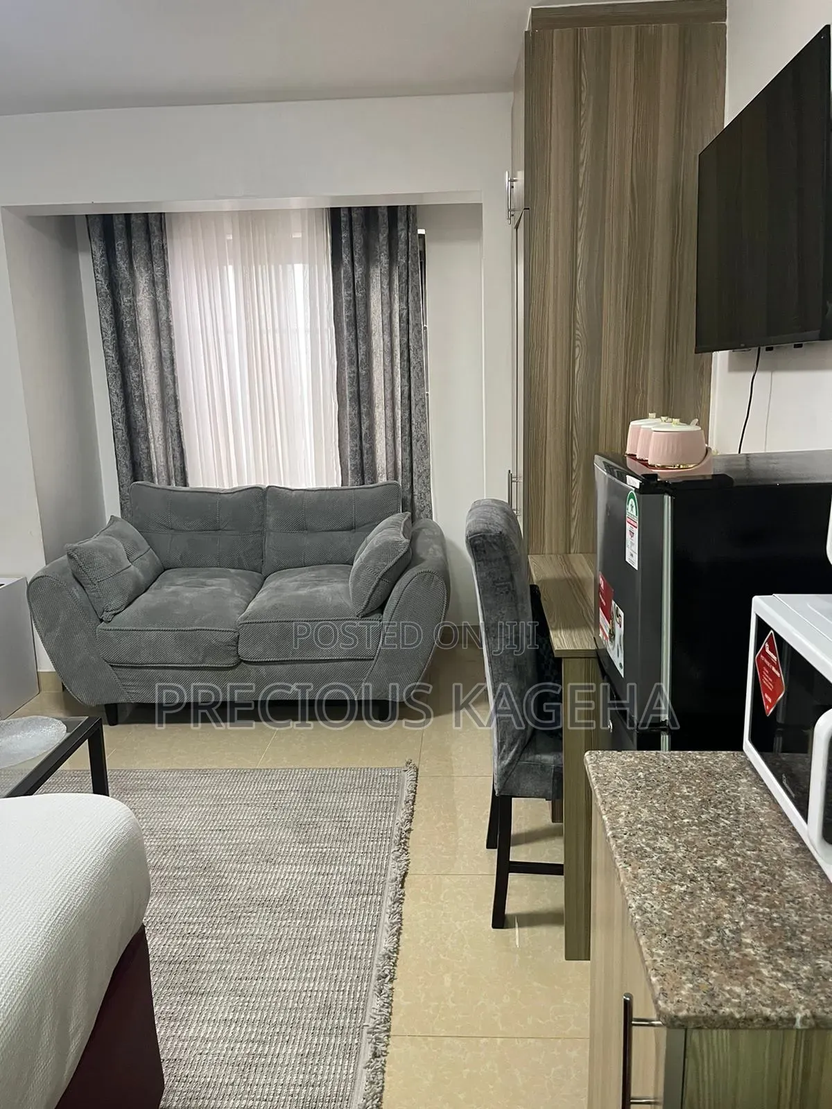 Studio Apartment
