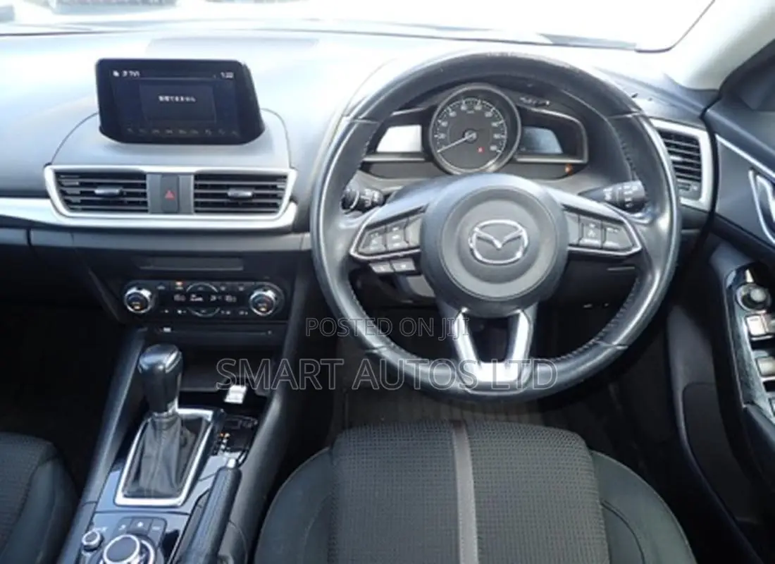 Mazda Axela 2018