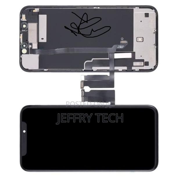iPhone Xr Replacement LCD - thumbnail 2