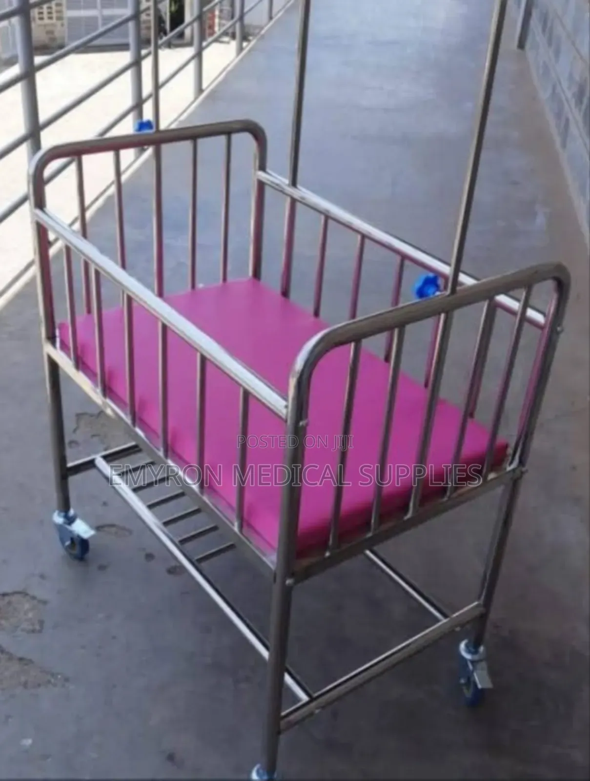Hospital Baby Cot