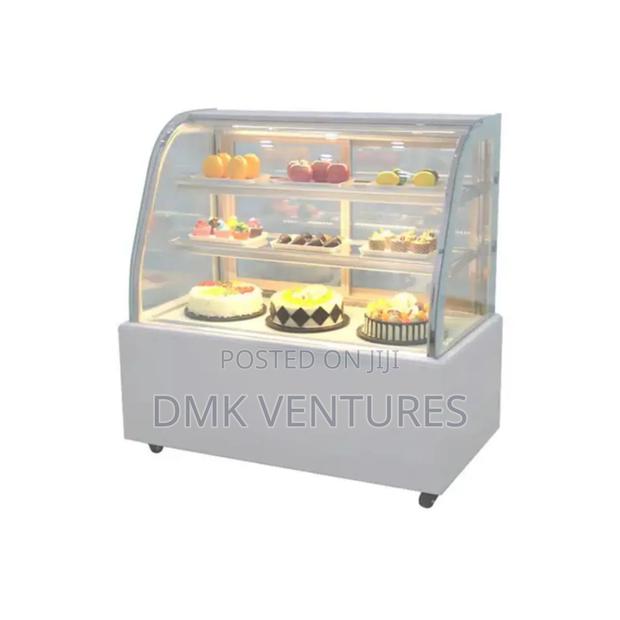 Top Verified Modern Cake Display - main view
