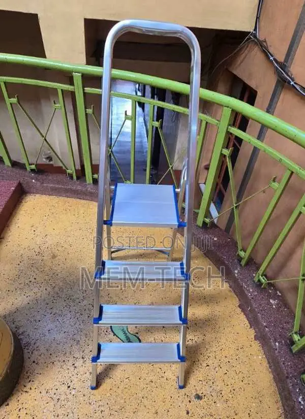 Aluminium Steps Ladder
4 Steps