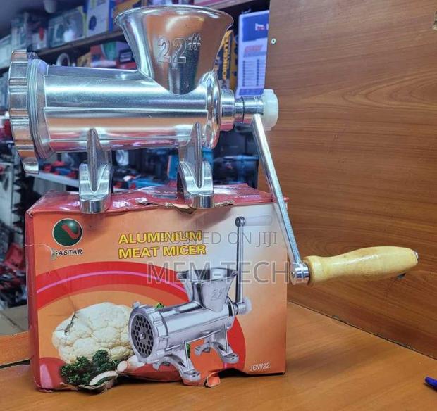 M22 Manual Meat Mincer - main view