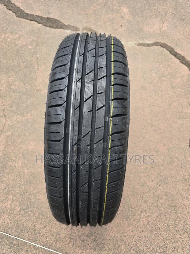 205/60r16 Ceat Made in Srilanka - thumbnail 2