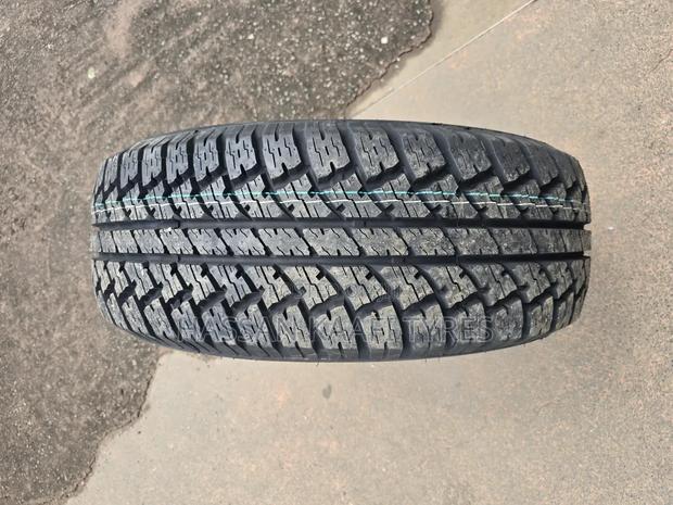 265/65r17 Maxtrek a/T Su800 - thumbnail 2
