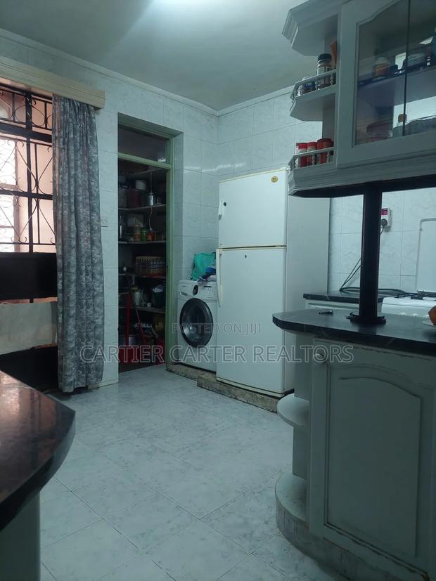 5bdrm Maisonette in Phase 5 Dohnholm, Donholm for sale - thumbnail 14