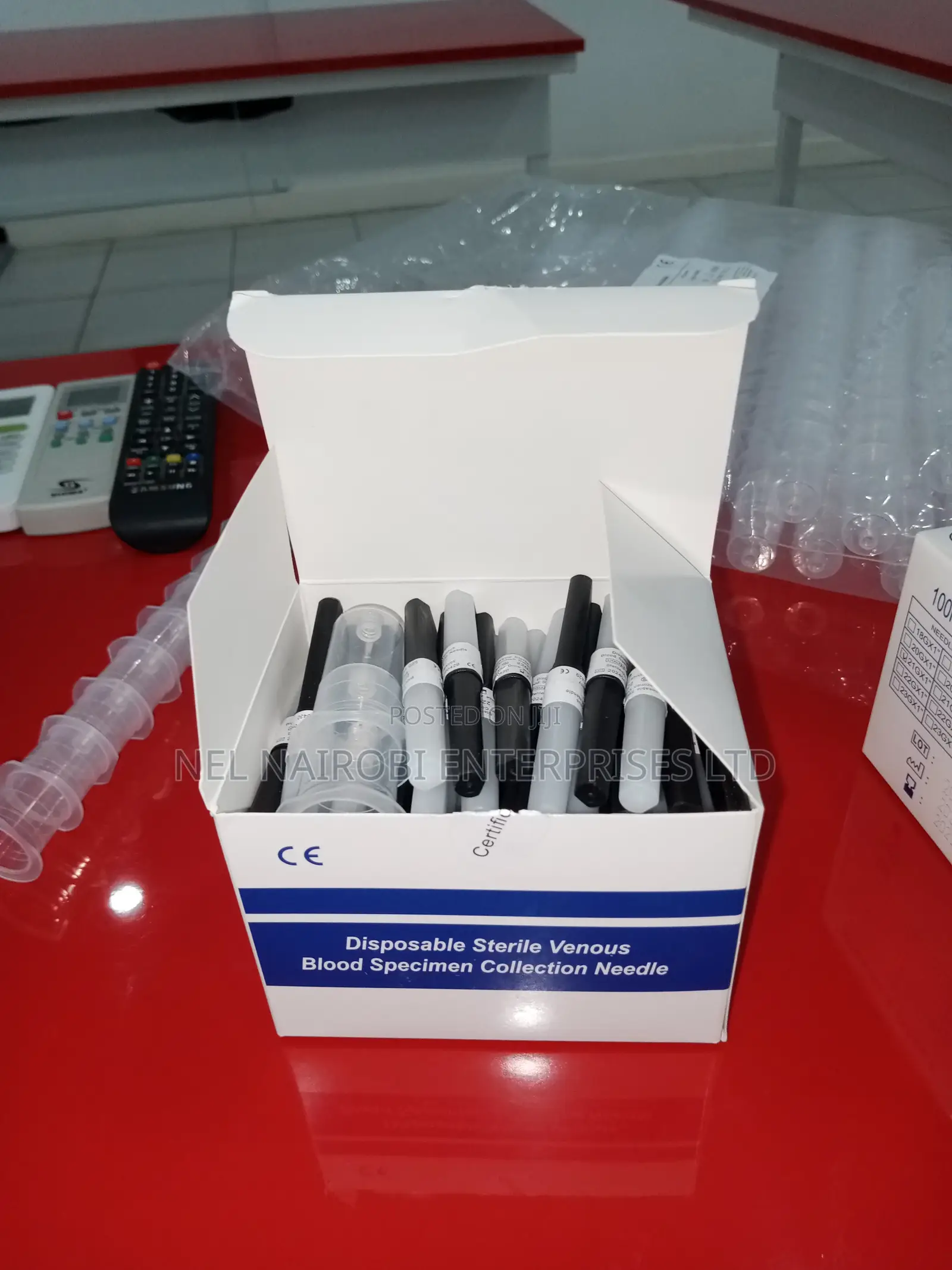 Black Blood Specimen Collection Needle 22g X 1'', 0.7 X 25mm (100's)