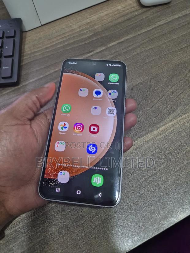 Samsung Galaxy S23 FE 256 GB Black - thumbnail 10