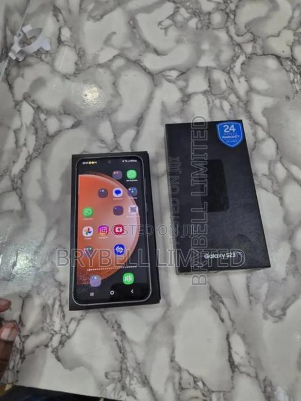 Samsung Galaxy S23 FE 256 GB Black - thumbnail 3