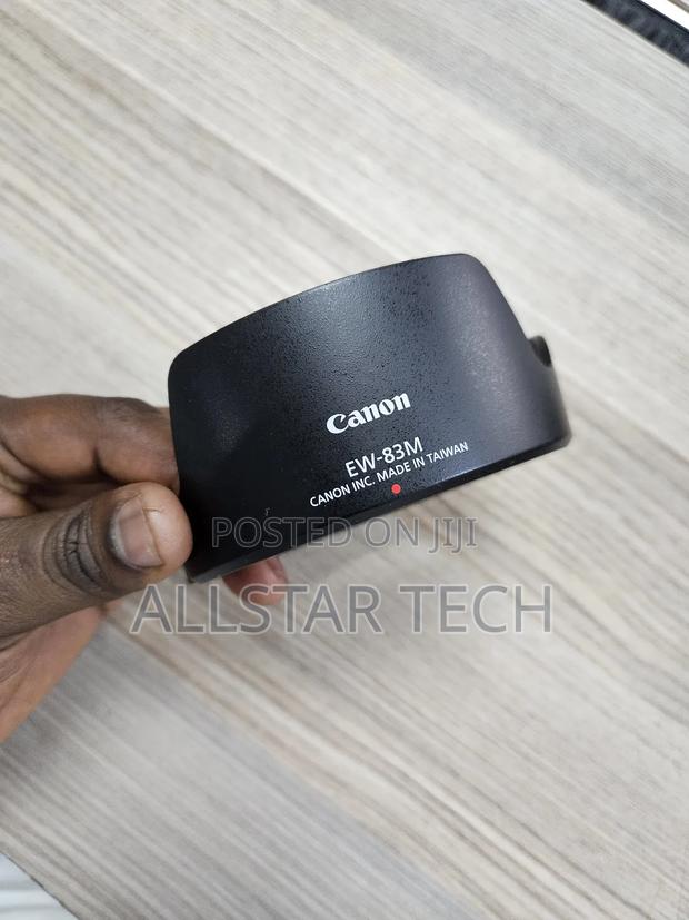 Canon Lens Hood Ew-83m