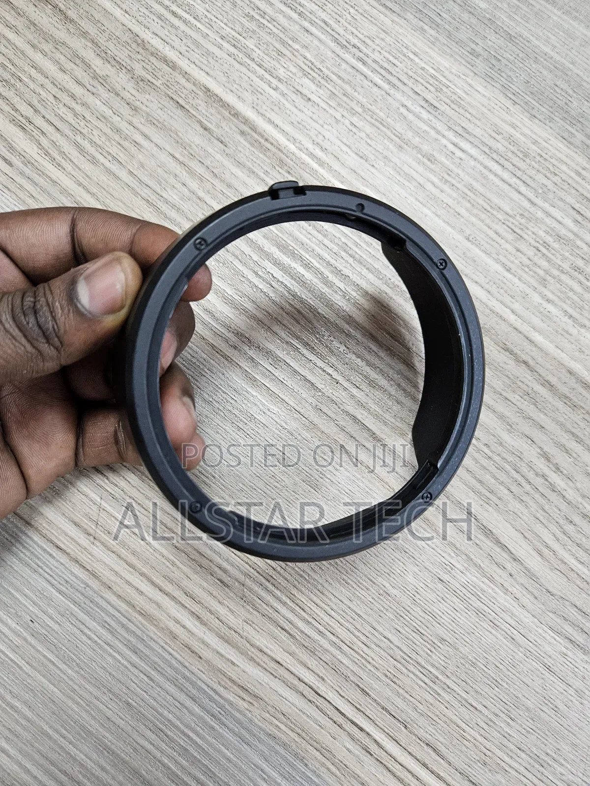 Canon Lens Hood Ew-83m