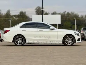 Mercedes-Benz C200 2014 White