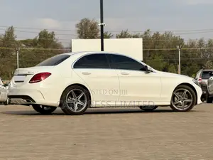 Mercedes-Benz C200 2014 White