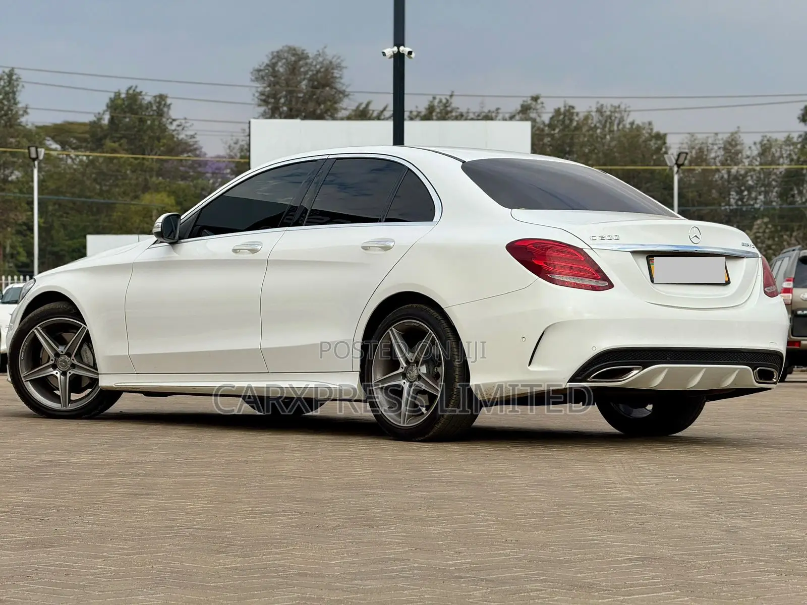 Mercedes-Benz C200 2014 White