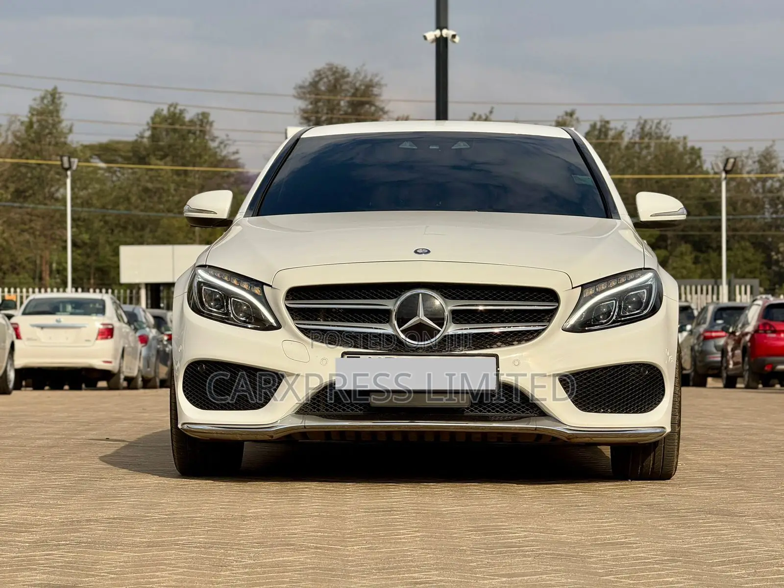 Mercedes-Benz C200 2014 White