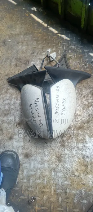 Nissan Silphy Side Mirror 2010 Right Only in Stock