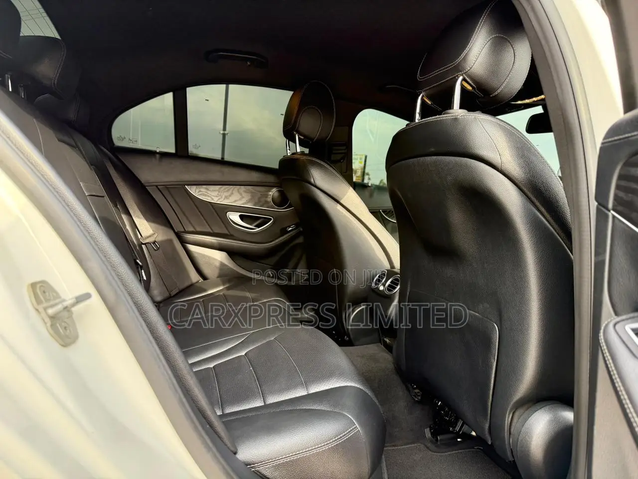 Mercedes-Benz C200 2014 White