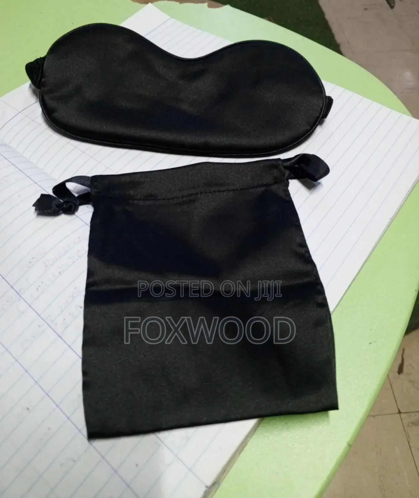 Silky Eye Mask.