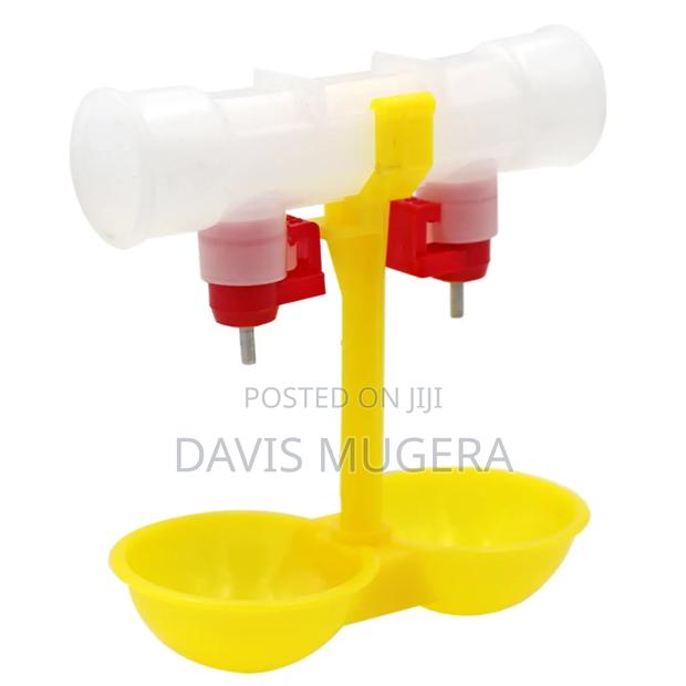 High Quality Automatic Nipple Drinker for Chickens + Pipe Double Cup - thumbnail 4