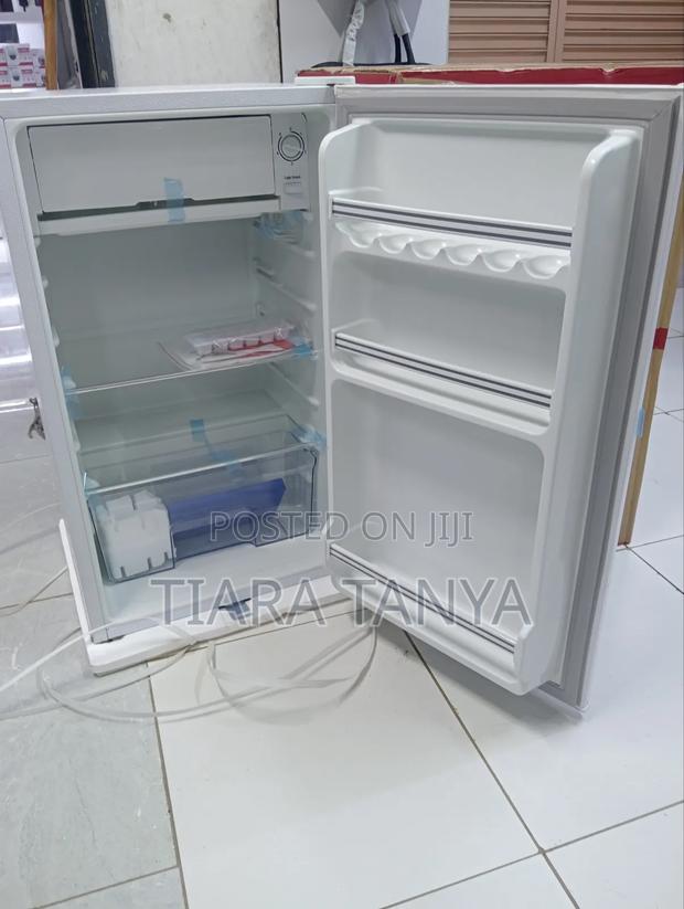 Ramtons Rf 214 Single Door Fridge 90 Litres - main view
