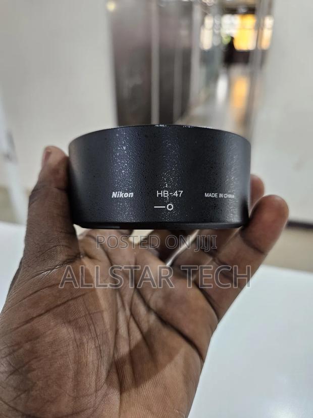 Nikon Hb-47 Bayonet Lens Hood for Af-S 50mm F/1.4g