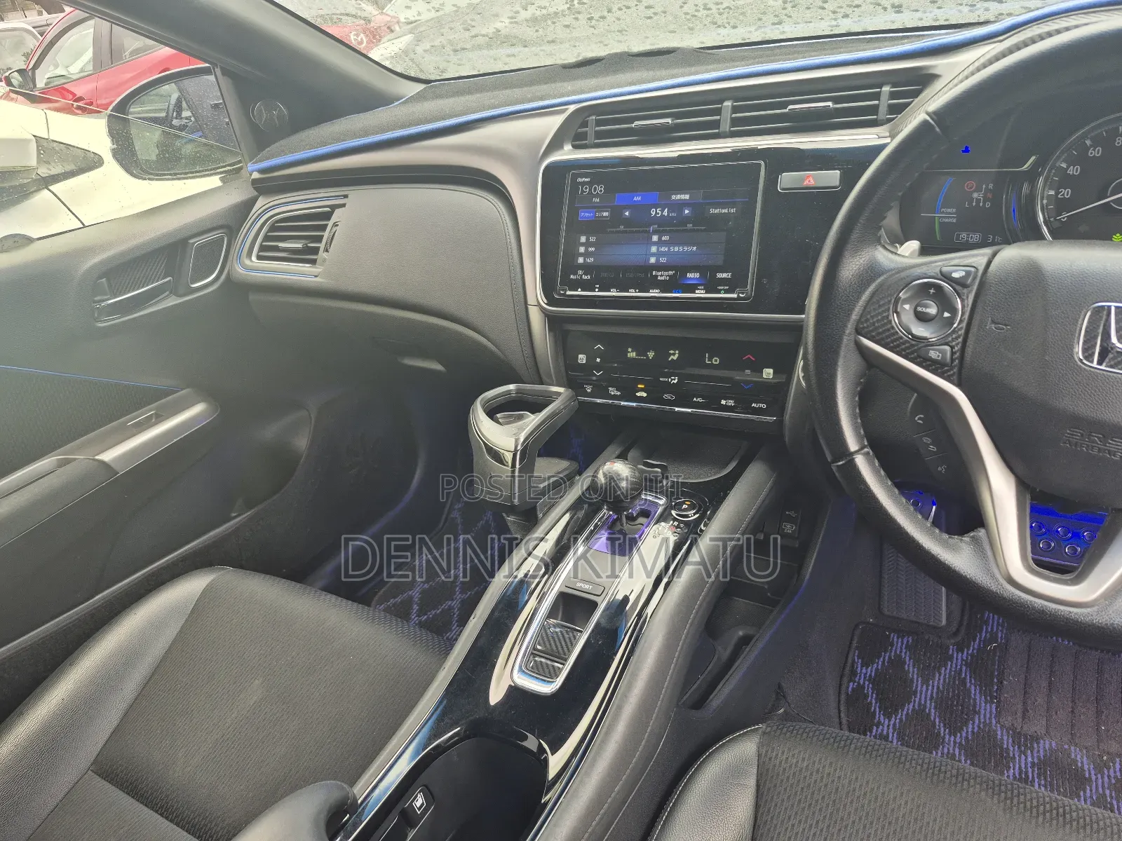 Honda Grace 2018 Blue
