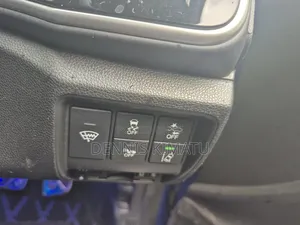 Honda Grace 2018 Blue