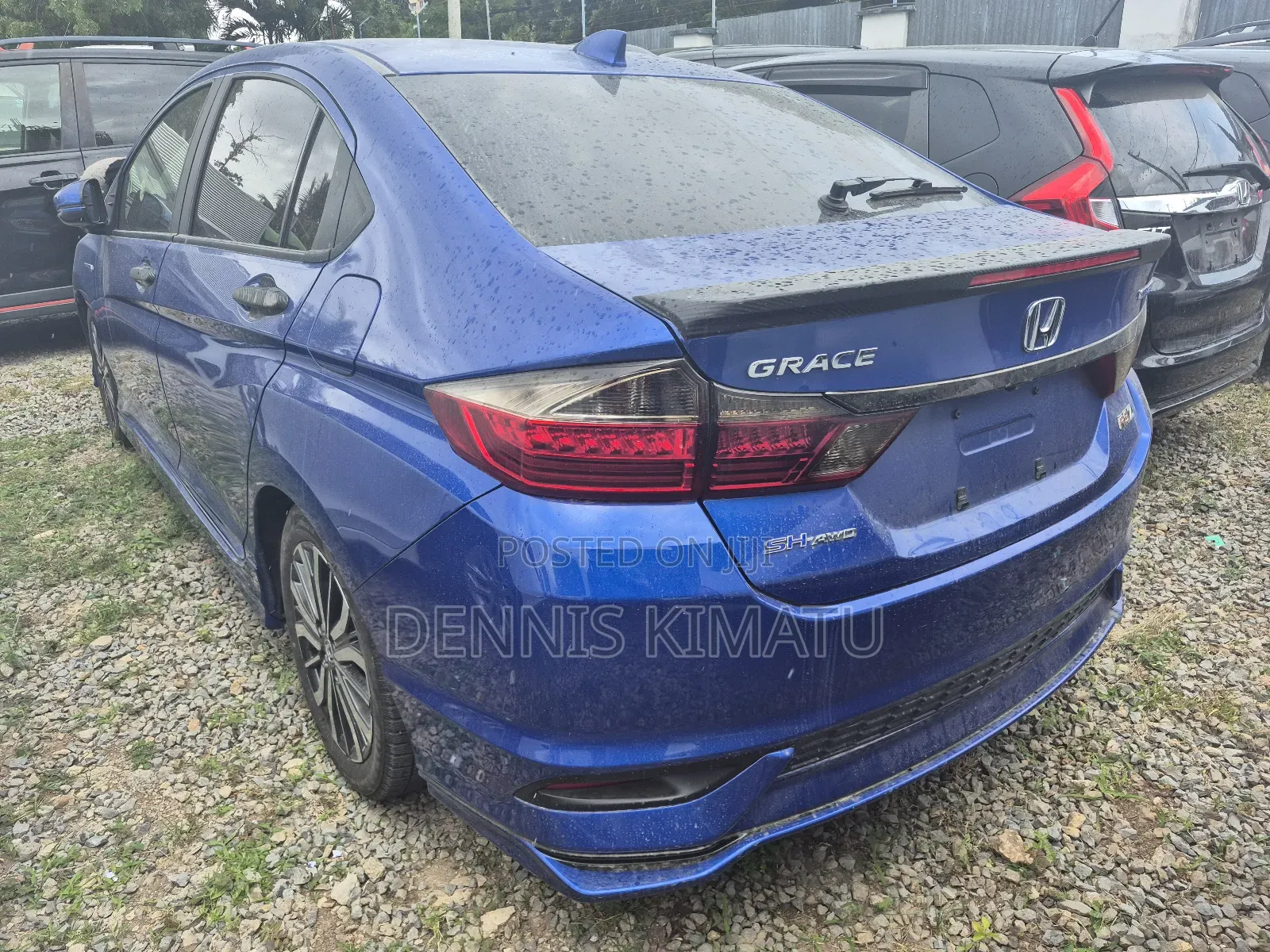 Honda Grace 2018 Blue