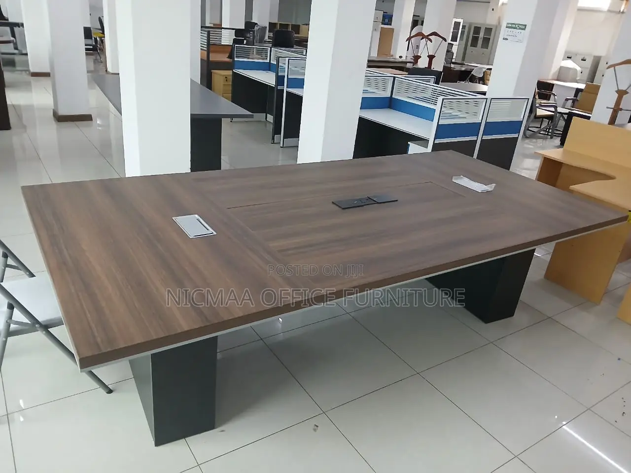 Power, Presence Practicality Boardroom Table