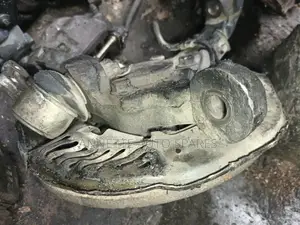 Toyota Hiace Front Hub 2 by 2