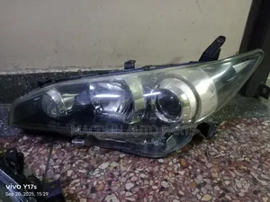 Toyota Wish 2009/2014 Xenon Headlight