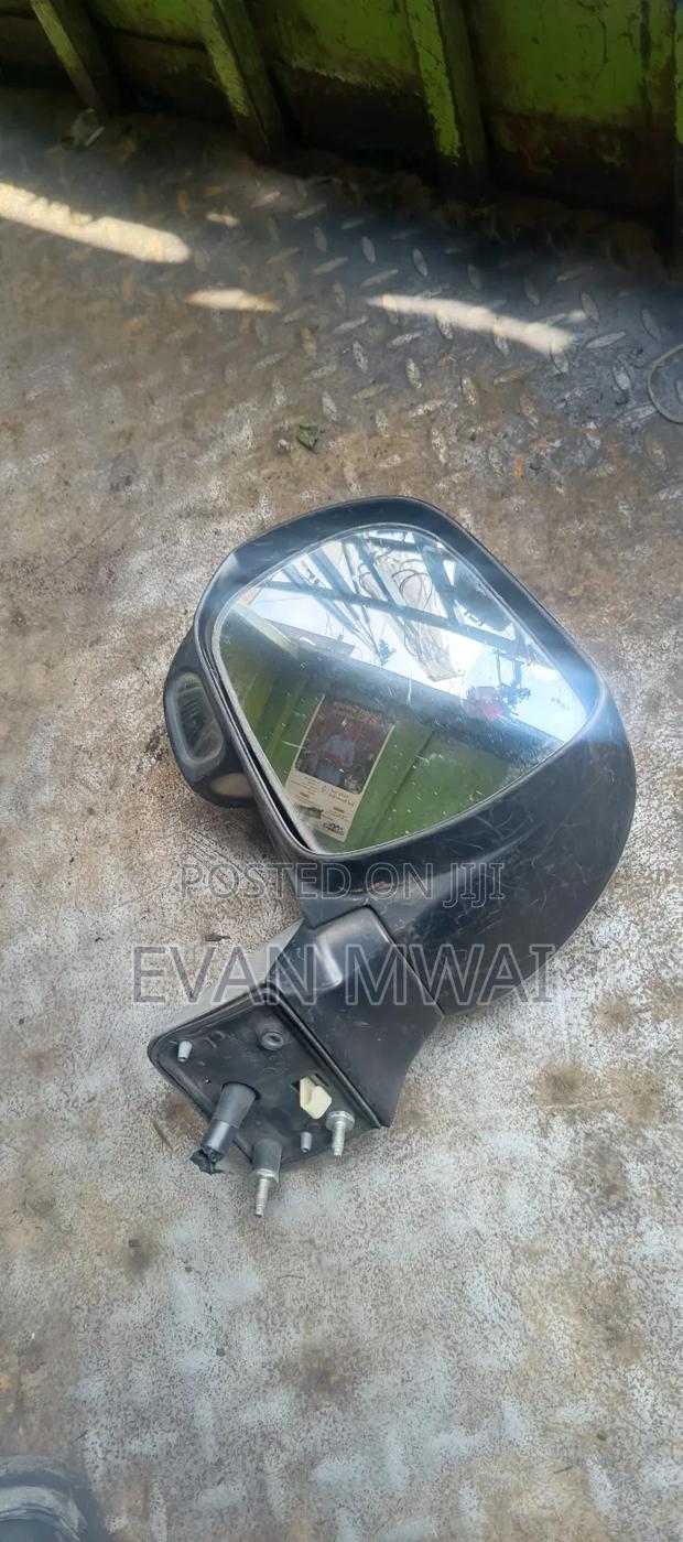 Toyota Voxy Side Mirror 2012 - thumbnail 2