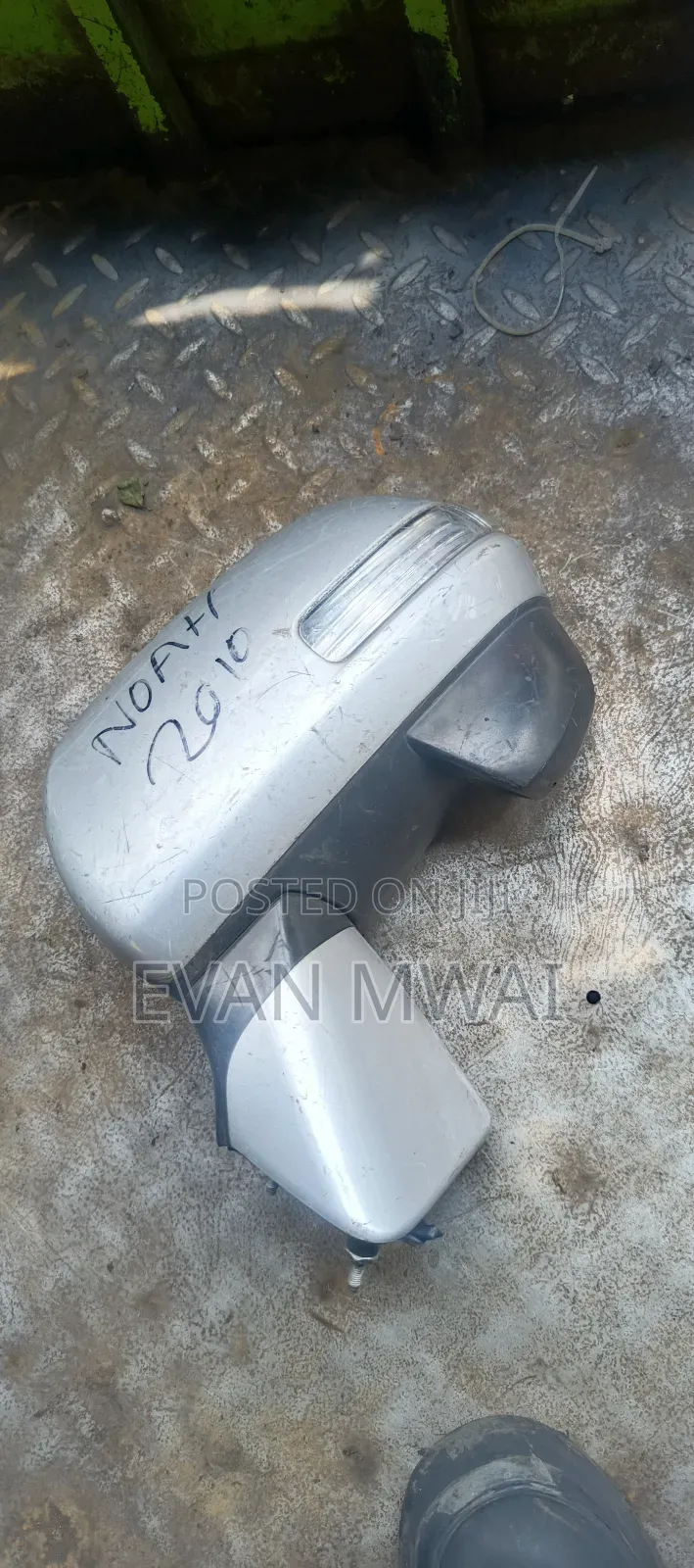 Toyota Voxy Side Mirror 2012