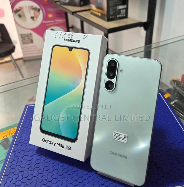 New Samsung Galaxy M35 128 GB Green