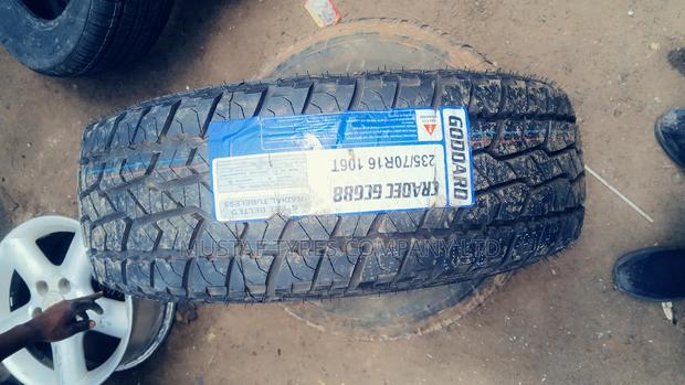 Goodaderd 235/70r16at - main view